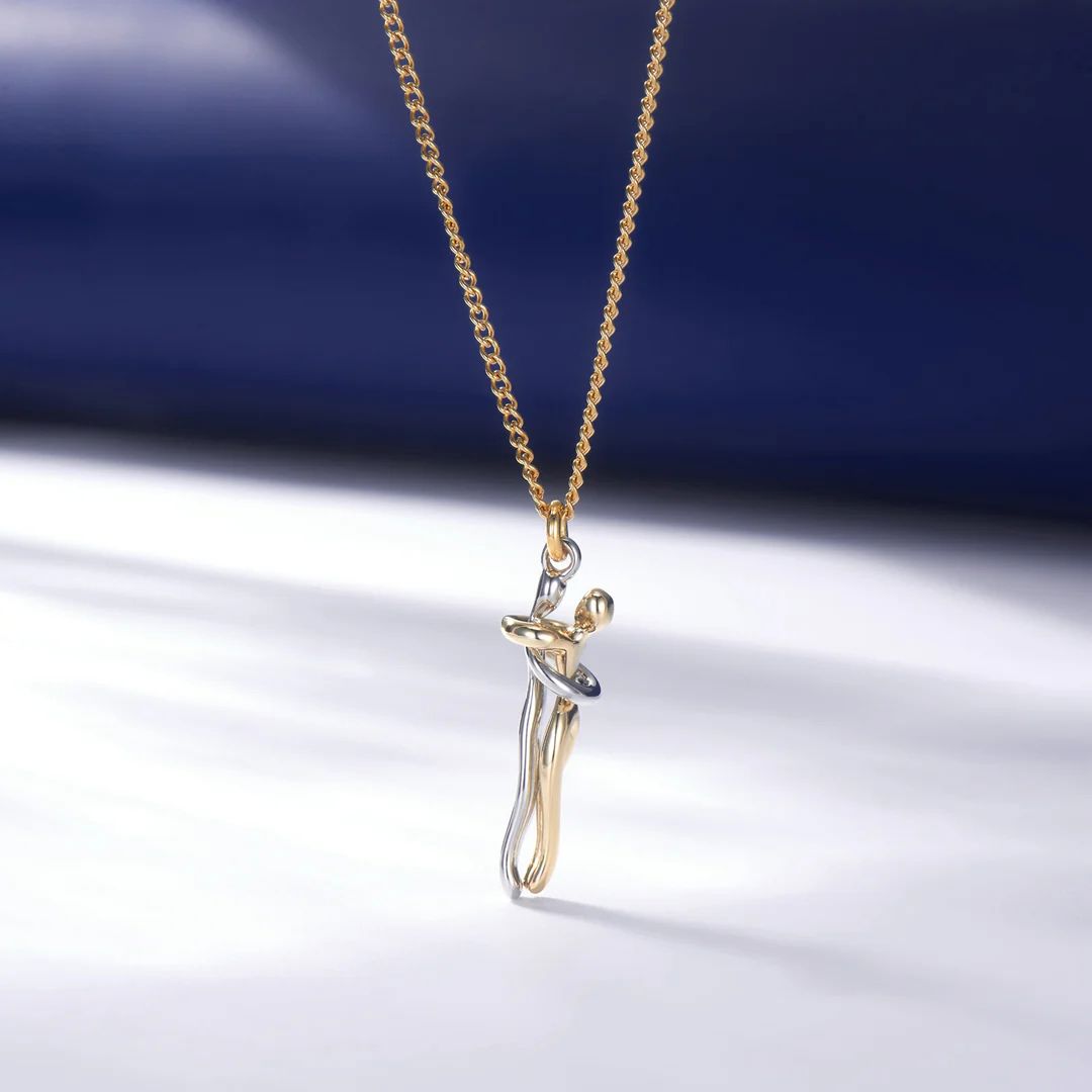 ForeverUs™ - A Necklace That Connects Your Hearts